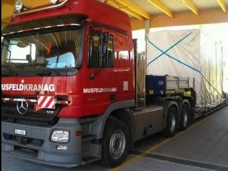 Transporte von Holzelementen zur Baustelle Suurstoffi