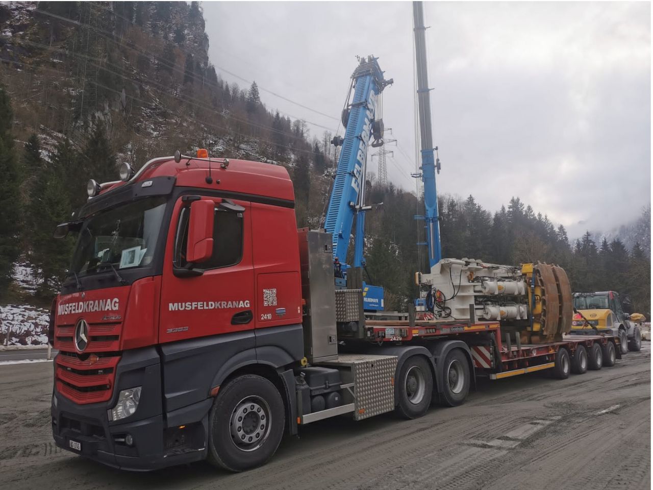 Grossraum- und Schwertransporte